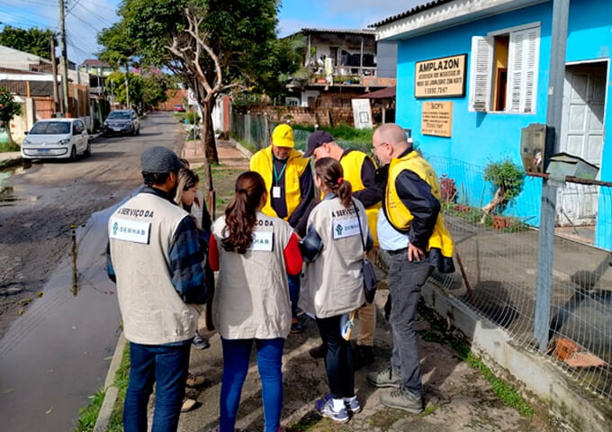 Execução de serviços de apoio à Regularização Fundiária Urbana de Interesse Social – REURB-S para atividades de mobilização comunitária e cadastro social, no Loteamento Vila Laranjeiras, bairro Rubem Berta, Porto Alegre/RS